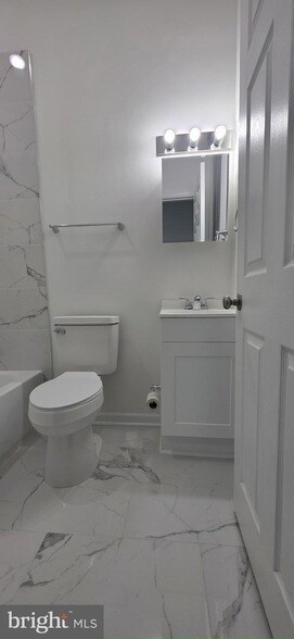 Building Photo - 2233 N 16th St