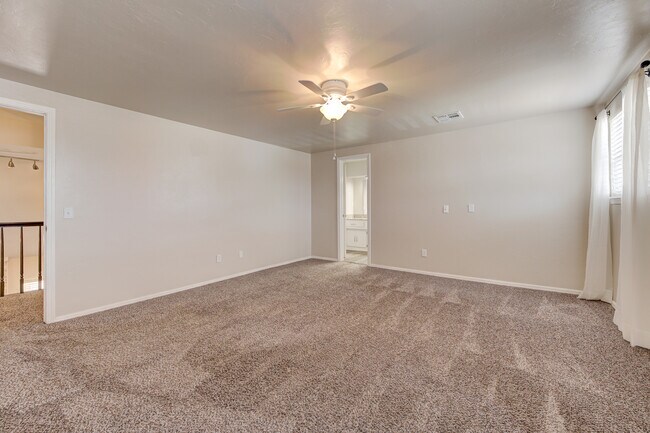 Building Photo - 6524 Eastbourne Ln