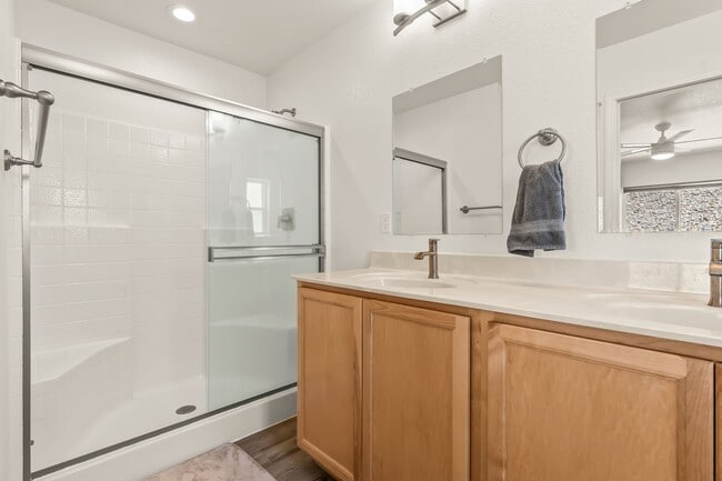 Building Photo - Charming 2-Bed, 2-Bath Home in Fox Creek SHORT OR LONG TERM AVAILABLE