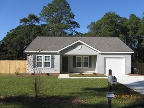 Building Photo - 808 Penn Pl
