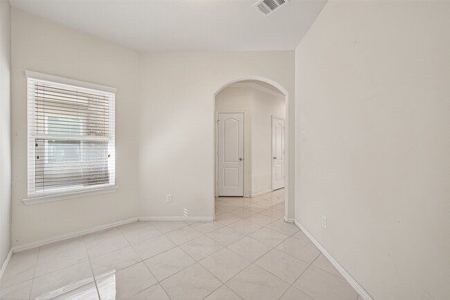 Building Photo - 5116 Dartmoor Ridge Trail