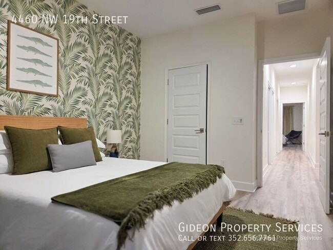 Building Photo - 4460 NW 19th St