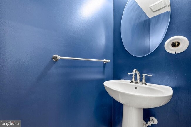 Building Photo - 4559 Tinder Box Cir