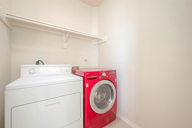 Building Photo - 1119 Palmer St