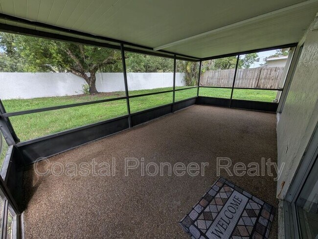 Building Photo - 1331 Coolridge Dr