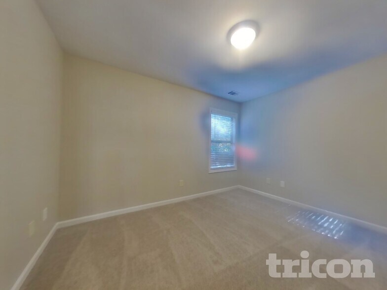 Building Photo - 111 Bethany Manor Dr