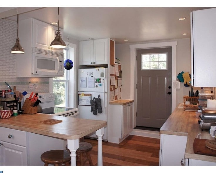 kitchen - 35 E Front St