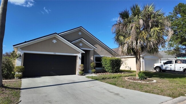 Building Photo - 723 Lady Diana Dr