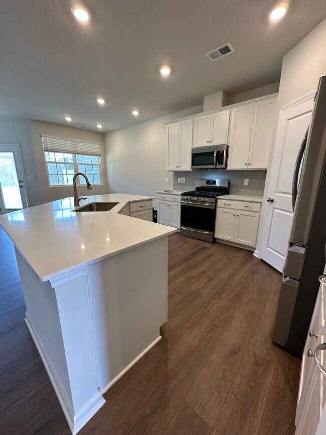 Building Photo - 13123 Cottage Crest Ln