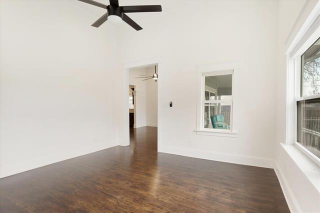 Building Photo - 805 W Owings St