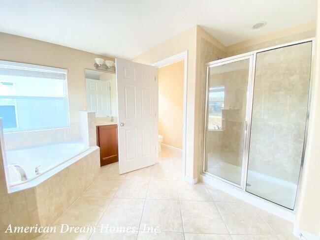 Building Photo - 10973 Willow Ridge Loop