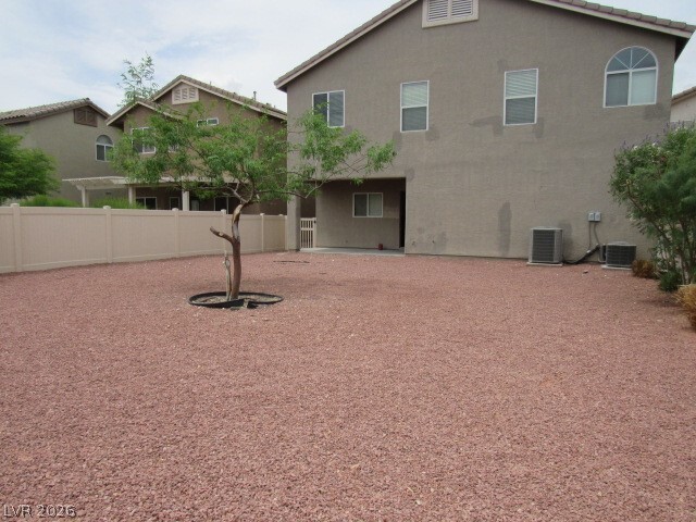 Building Photo - 8544 Treasure Trove St