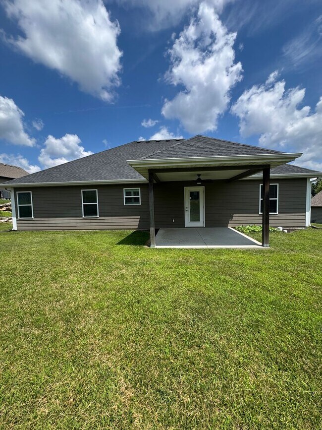 Building Photo - 4806 Winrose Ct