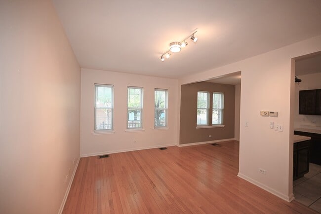 Building Photo - 5400 N Campbell Ave