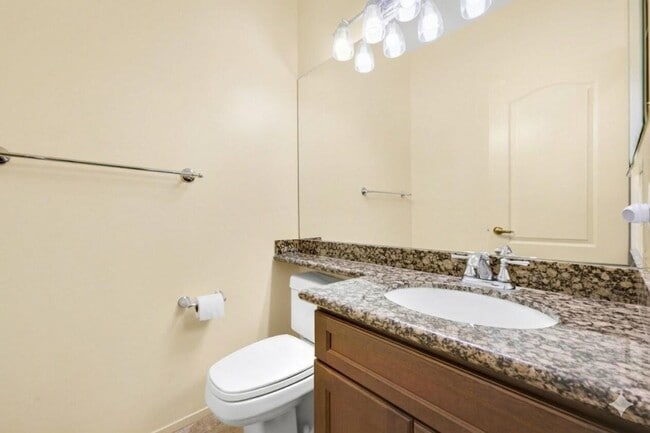 Building Photo - 40180 Eastwood Ln