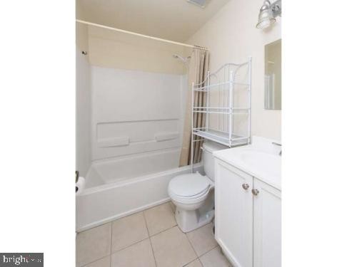 Building Photo - 224 Pennell Rd