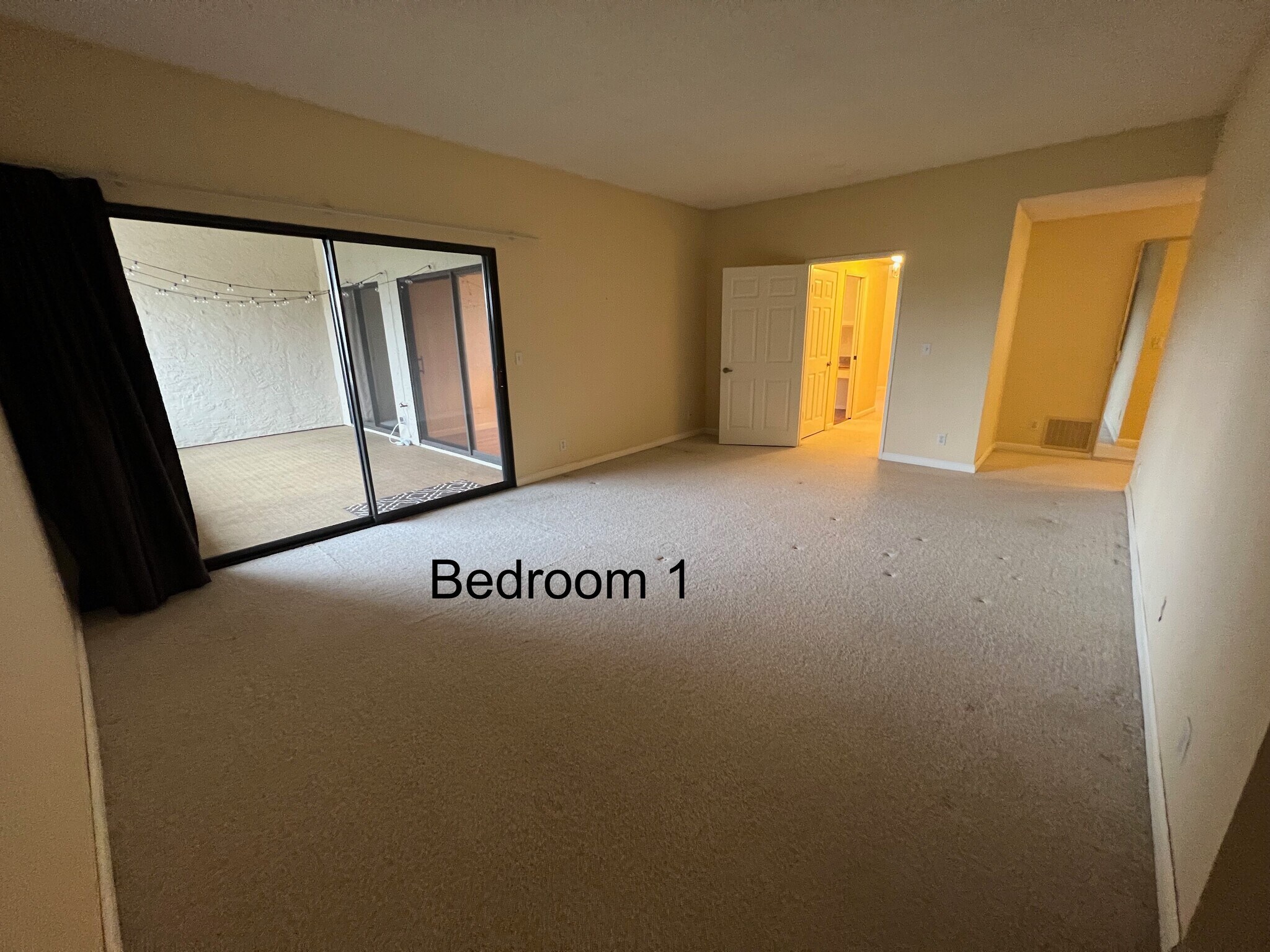 Building Photo - 1290 Sharon Park Dr