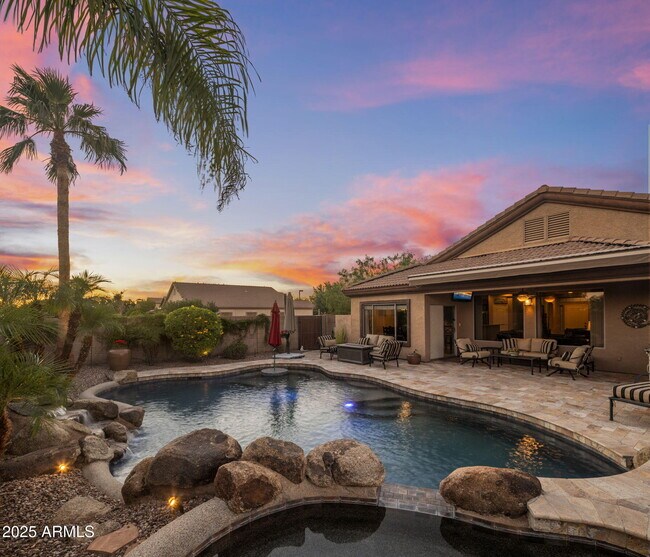 Building Photo - 9053 E Hobart St