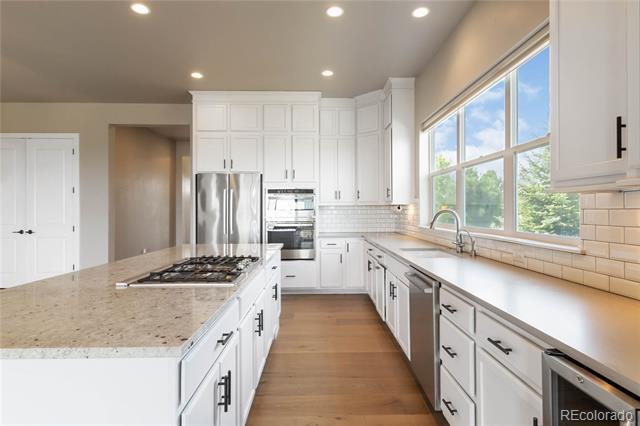 Building Photo - 2554 Eastview Dr