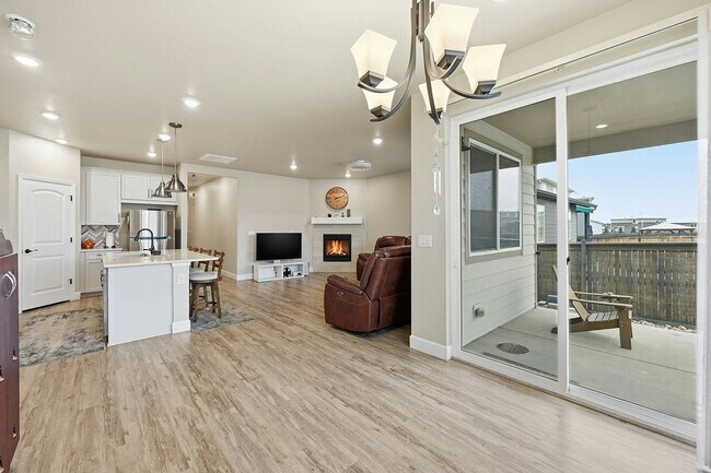 Building Photo - 17952 Tree Sparrow Ave