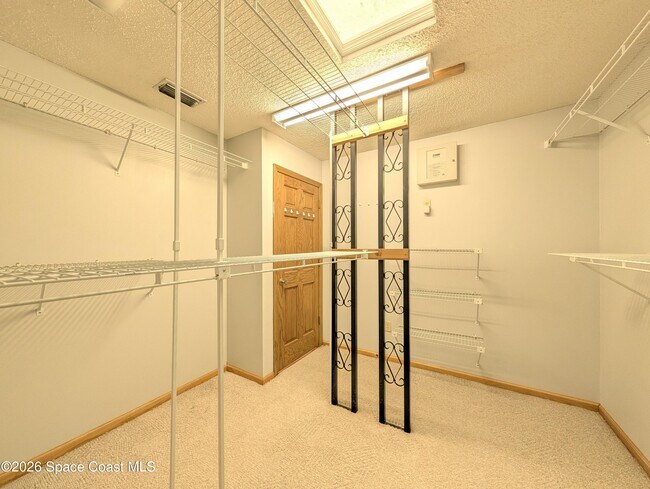 Building Photo - 3686 Muirfield Dr