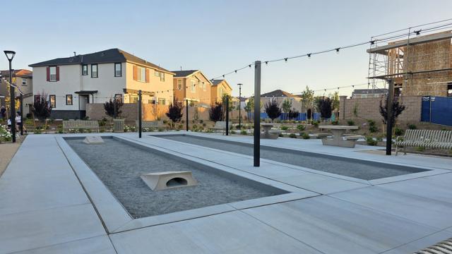 Building Photo - 28386 Via Solero