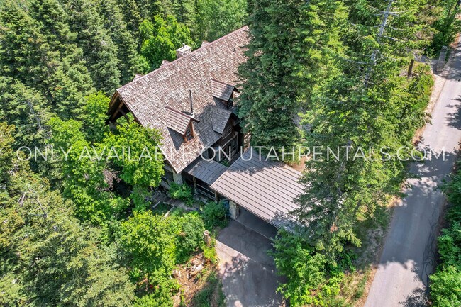 Building Photo - 2718 Stewart Rd