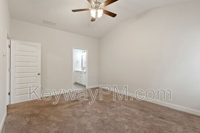 Building Photo - 314 Sumac Trail
