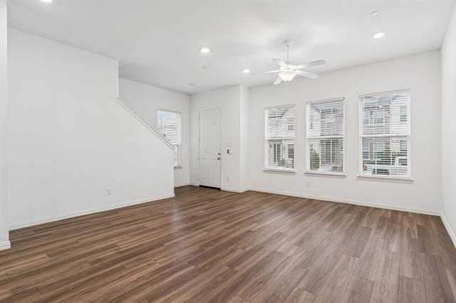 Building Photo - 2215 Adena Spgs Dr