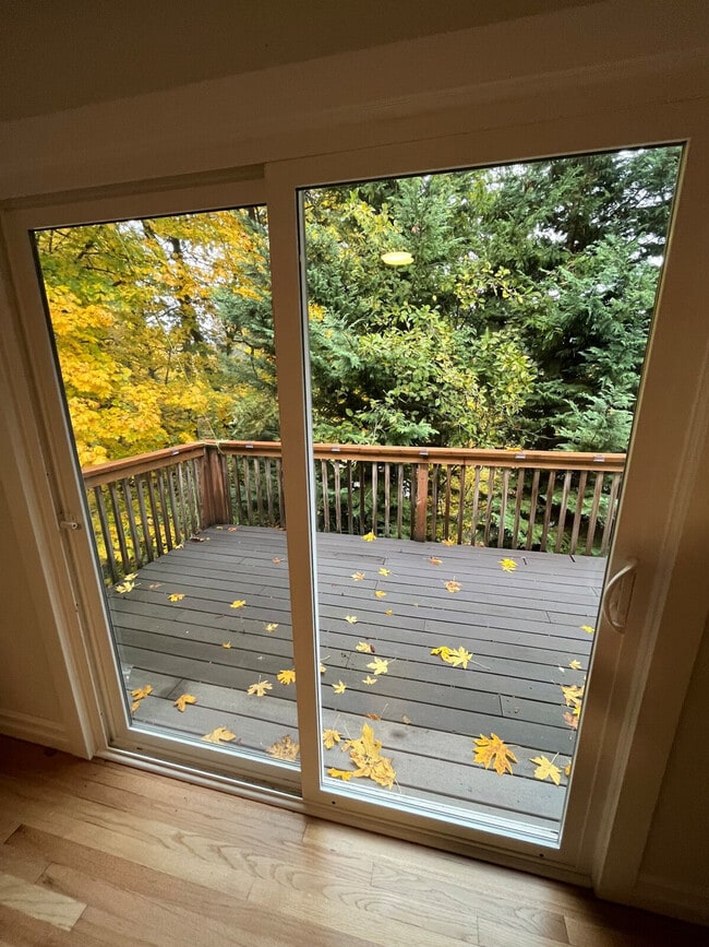 Building Photo - 3201 SW Sherwood Pl