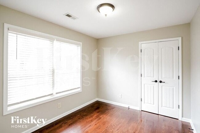Building Photo - 2203 Killington Dr
