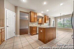Building Photo - 410 Cadence Hill