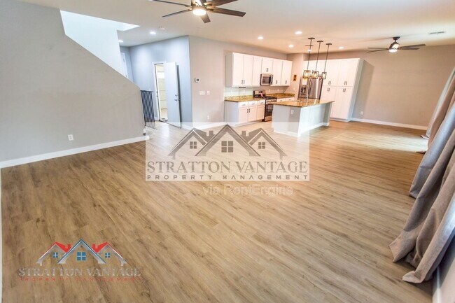 Building Photo - 23658 S 210th Pl