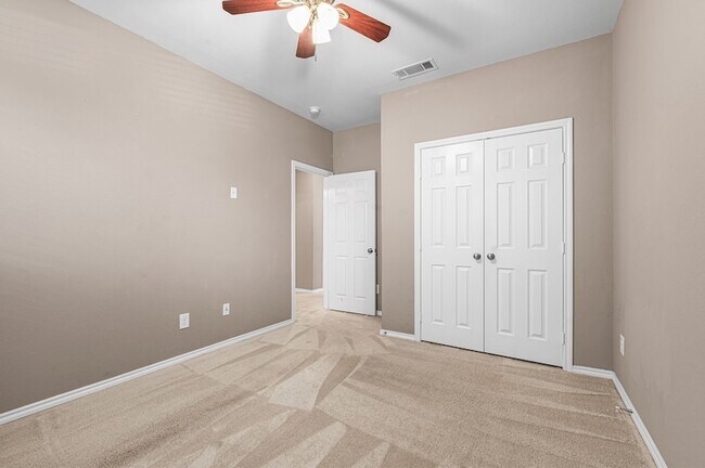 Building Photo - 9312 Bauer Vista Dr