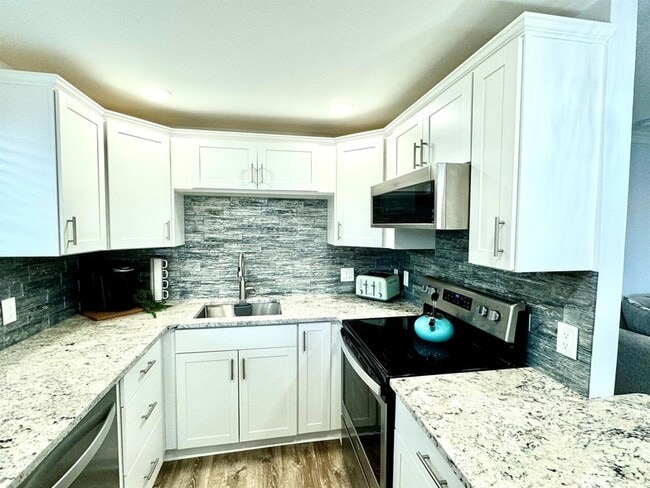 Primary Photo - 177 Brittany Terrace