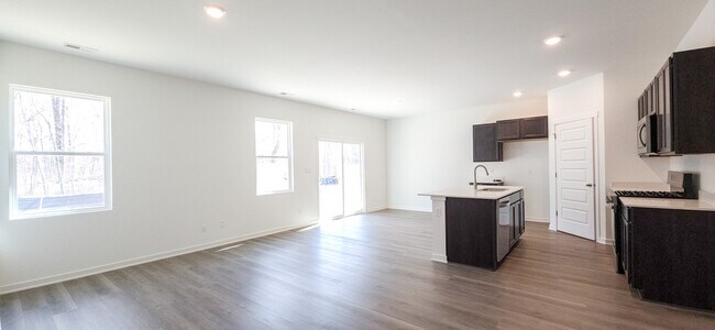 Building Photo - 4191 Viceroy St