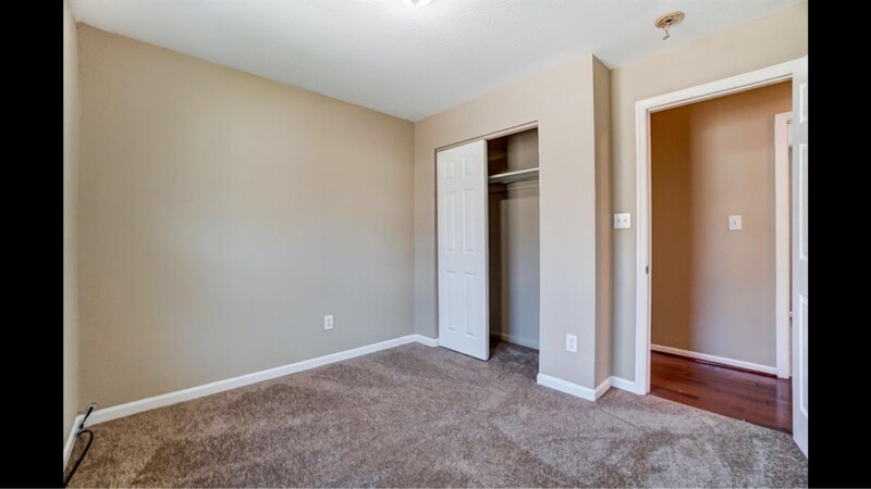 Building Photo - 10562 Toulon Dr