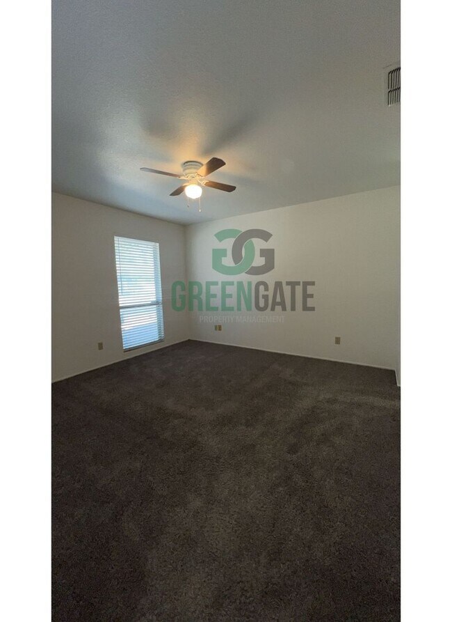 Building Photo - 3401 Winchester Ct