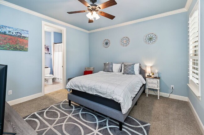 Building Photo - 17401 Rush Pea Cir