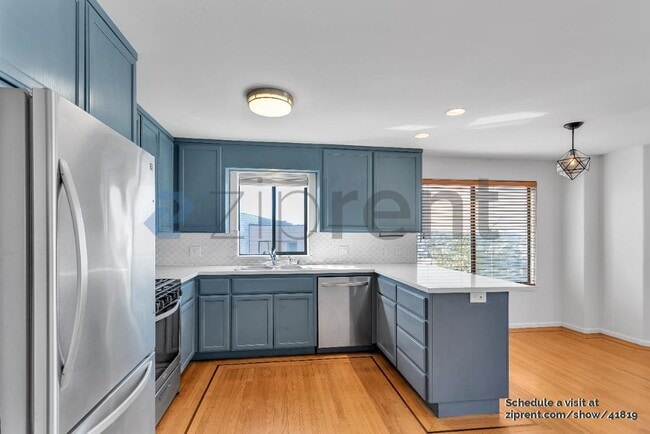 Building Photo - 813 Meade Ave