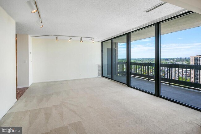 Building Photo - 5505 Seminary Rd