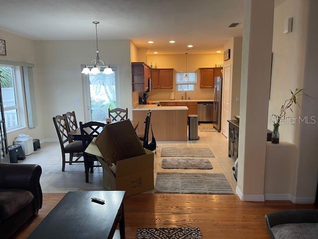 Building Photo - 1907 S Daytona Ave