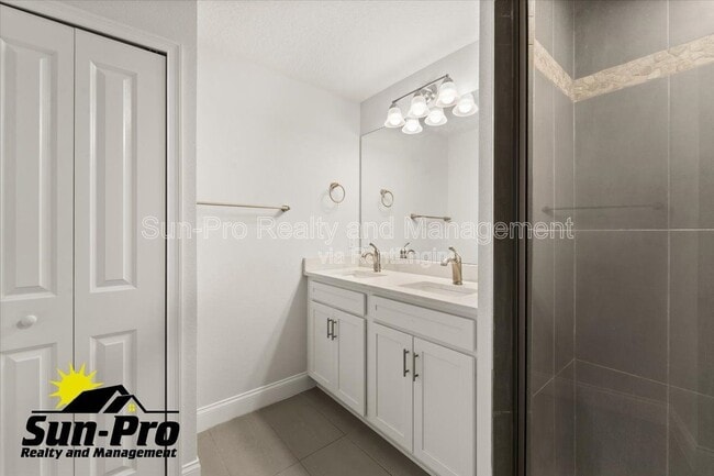 Building Photo - 5134 Taylor Ave