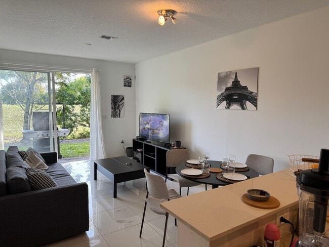 Building Photo - 3596 NW 13th St