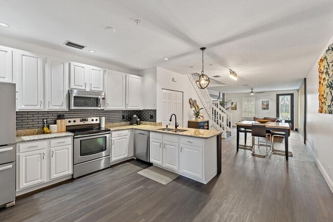 Building Photo - 1101 Beach Rd