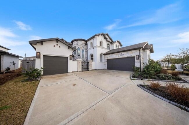 Building Photo - 9018 Orchard Cv