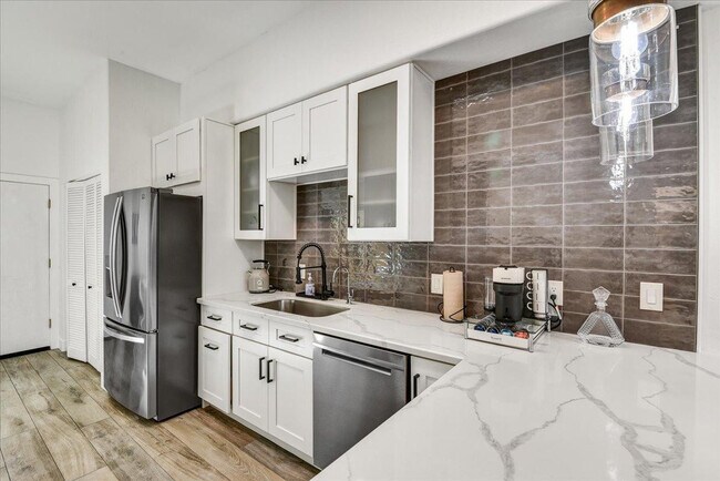 Building Photo - 4830 N 65th St