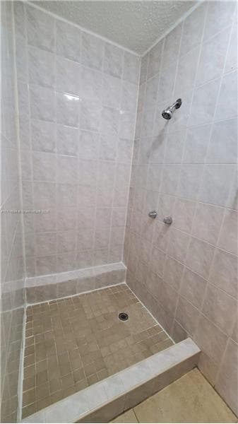 Building Photo - 2124 Scott St