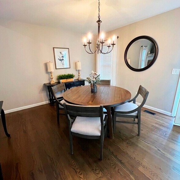 Building Photo - 535 Douthit Ferry Rd