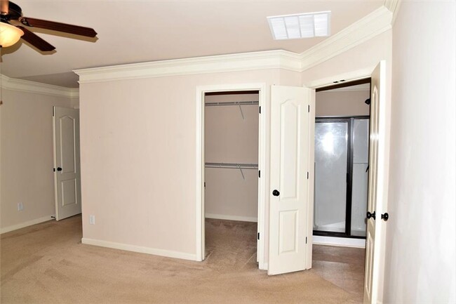 Building Photo - 3356 Sardis Bend Dr